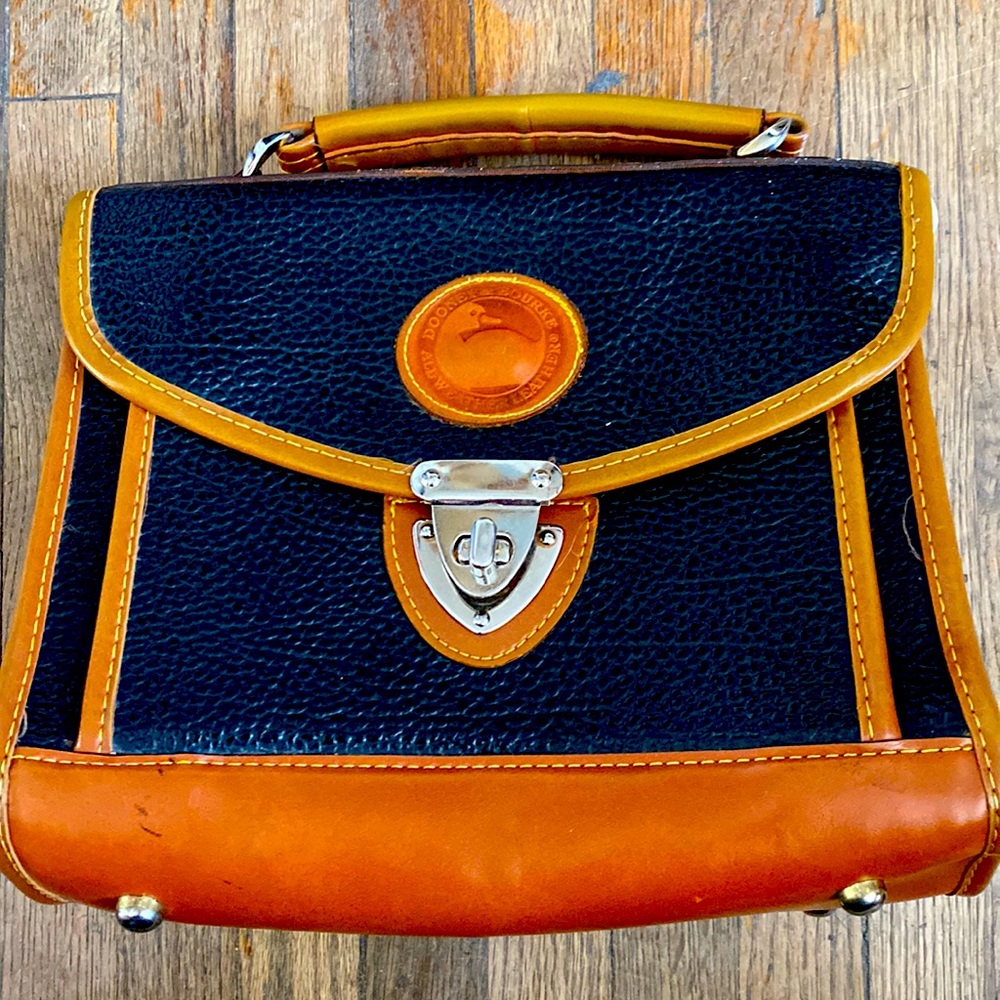 Dooney Bourke People Leather Cognac Vintage Bag